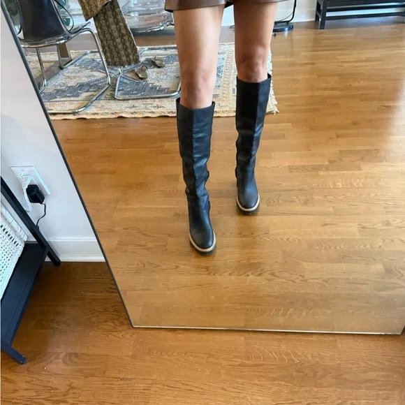 Dolce Vita Black Leather Boots - Picture 6 of 8